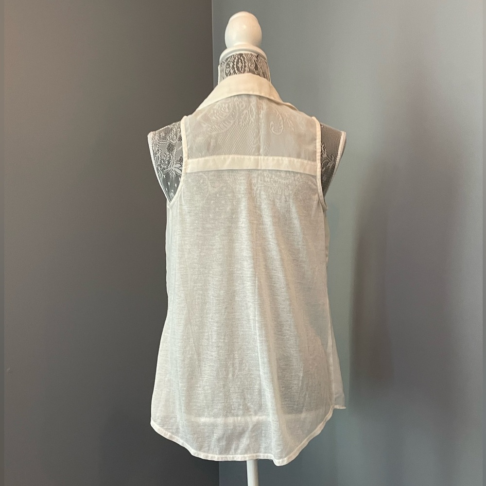 Mudd Sheer Button Down - Picture 2 of 4